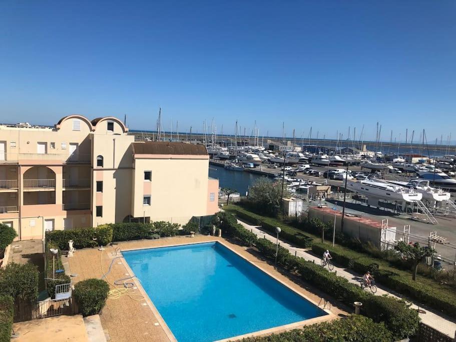 Appartement 100 M2 Terrasse Piscine Груиссан Экстерьер фото