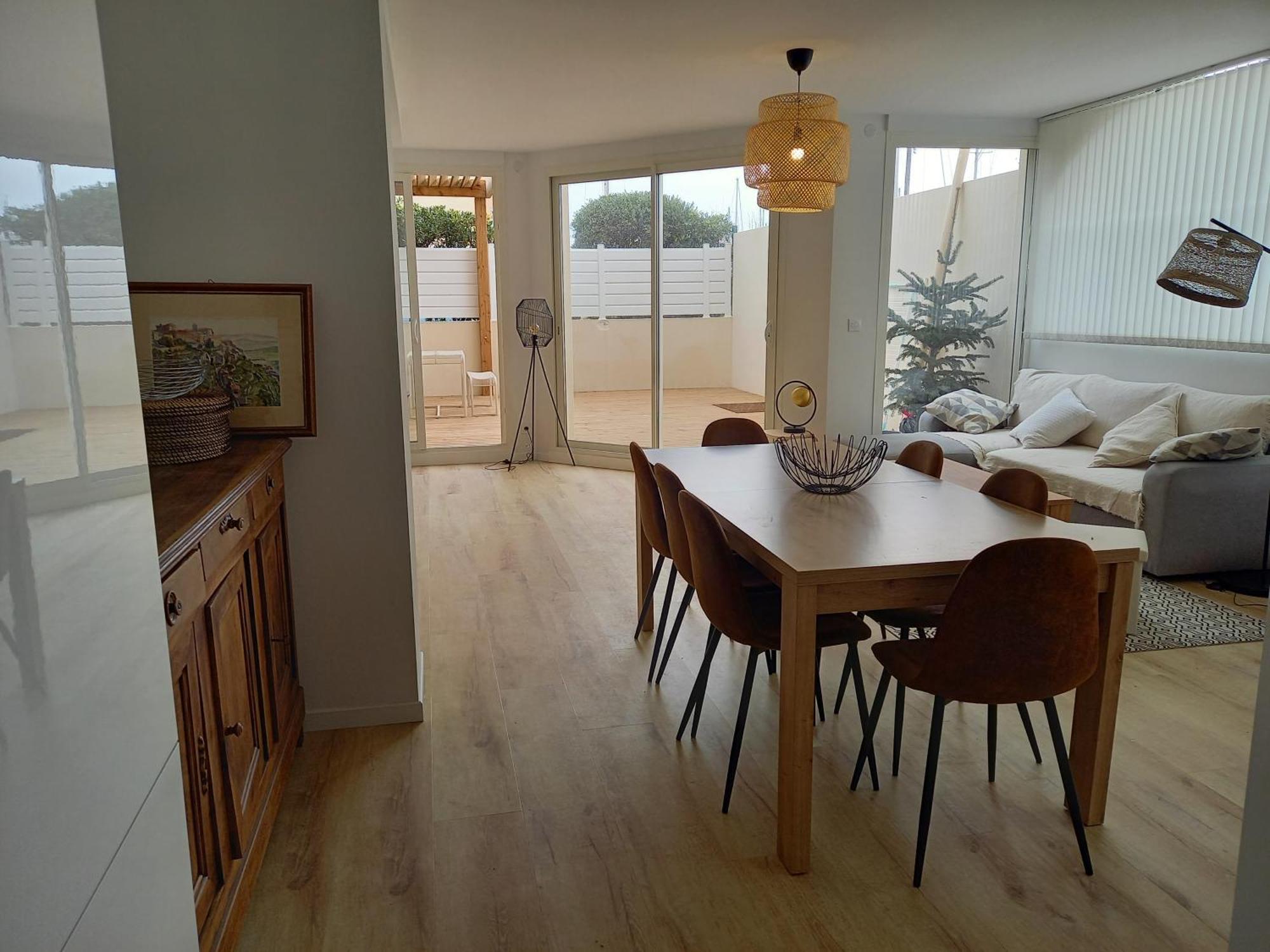 Appartement 100 M2 Terrasse Piscine Груиссан Экстерьер фото